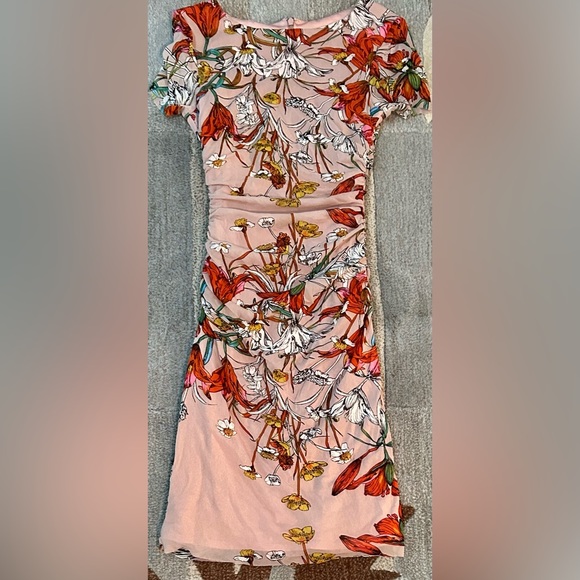 Kay Unger Short Sleeve Floral Mesh Ruched Bodycon Dress in Dusty Pink - Picture 7 of 7